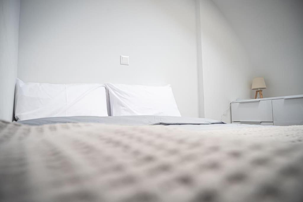 Apartment μεζονέτα με θέα στο πάρκο σταύρος νιάρχος Two *